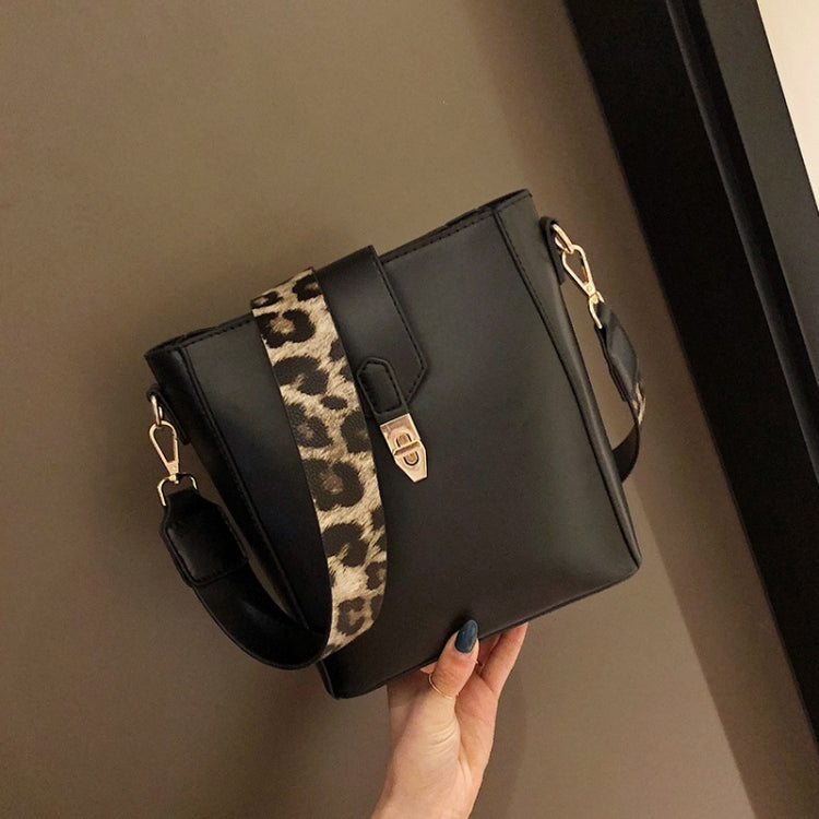 2 in 1 Bucket Bag Fashion Shoulder Bag Ladies Messenger Bag Handbag with Leopard Print Shoulder Strap
