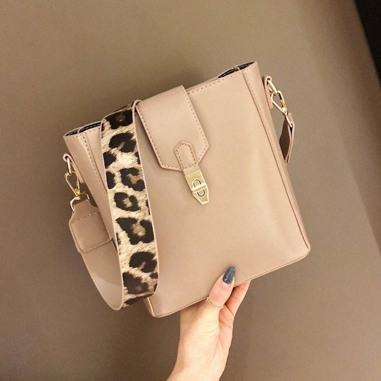 2 in 1 Bucket Bag Fashion Shoulder Bag Ladies Messenger Bag Handbag with Leopard Print Shoulder Strap