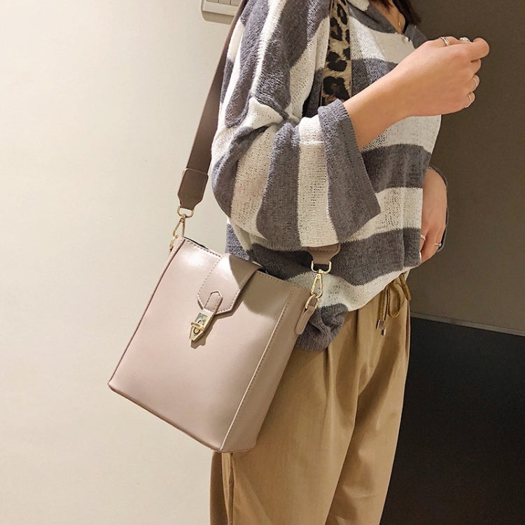 2 in 1 Bucket Bag Fashion Shoulder Bag Ladies Messenger Bag Handbag with Leopard Print Shoulder Strap
