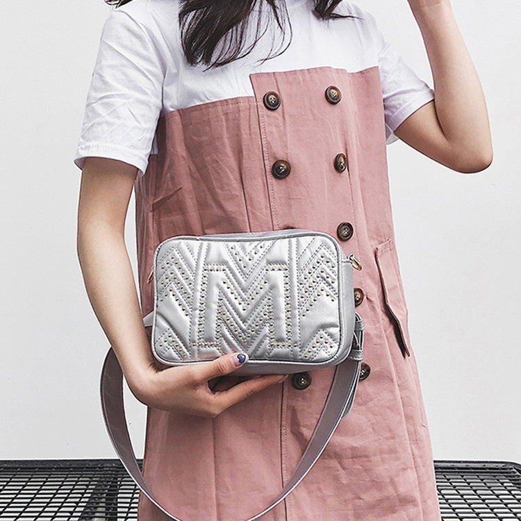 Rivet PU Leather Chain Single Shoulder Bag Waist Bag Messenger Bag