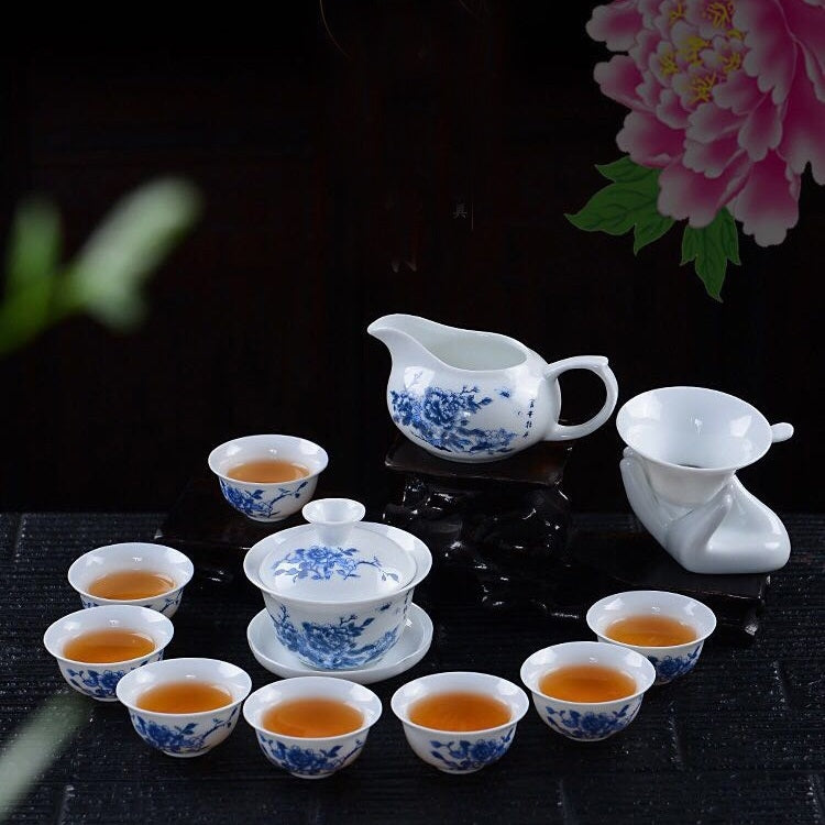 11 in 1 Kung Fu Tea Complete Set Blue And White Porcelain Cups Ceramic Cover Bowl Travel Teaware Set with 8 Tea Cups