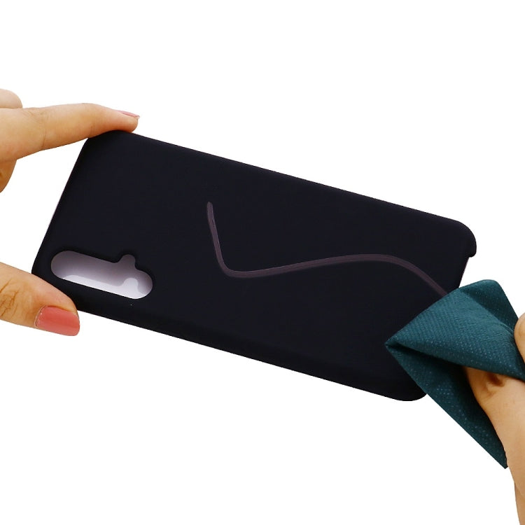 Solid Color Liquid Silicone Dropproof Protective Case for Huawei Nova 5 / Nova 5 Pro