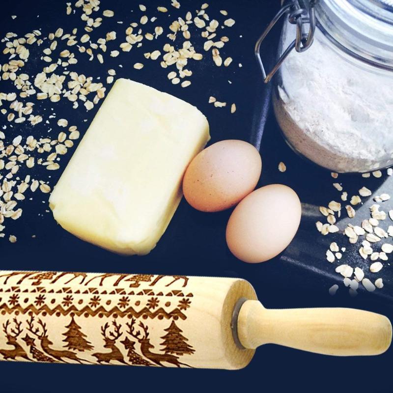 CHRISTMAS EMBOSSING ROLLING PIN