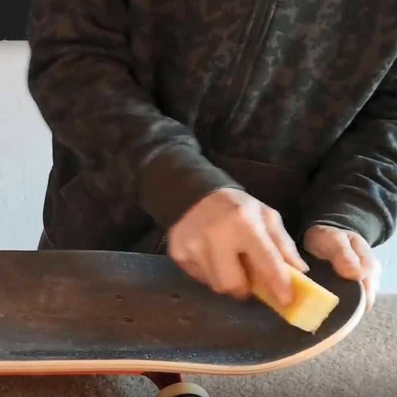 Natural Rubber Skateboard Eraser 8x4cm Remover Sanding Belt Wipe Cleaner