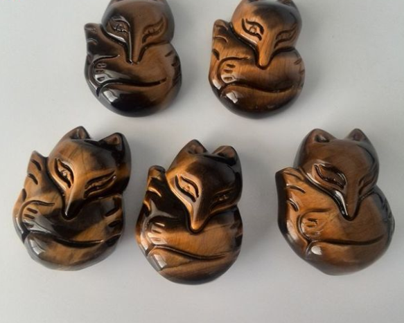 100% natural A cargo tiger eye stone carving nine tail fox jade pendant AAA