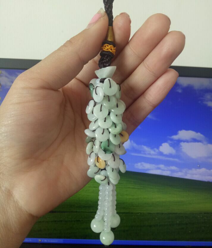 100% certified natural green jadeite jade pendant pendant car buckle 车挂 AA+