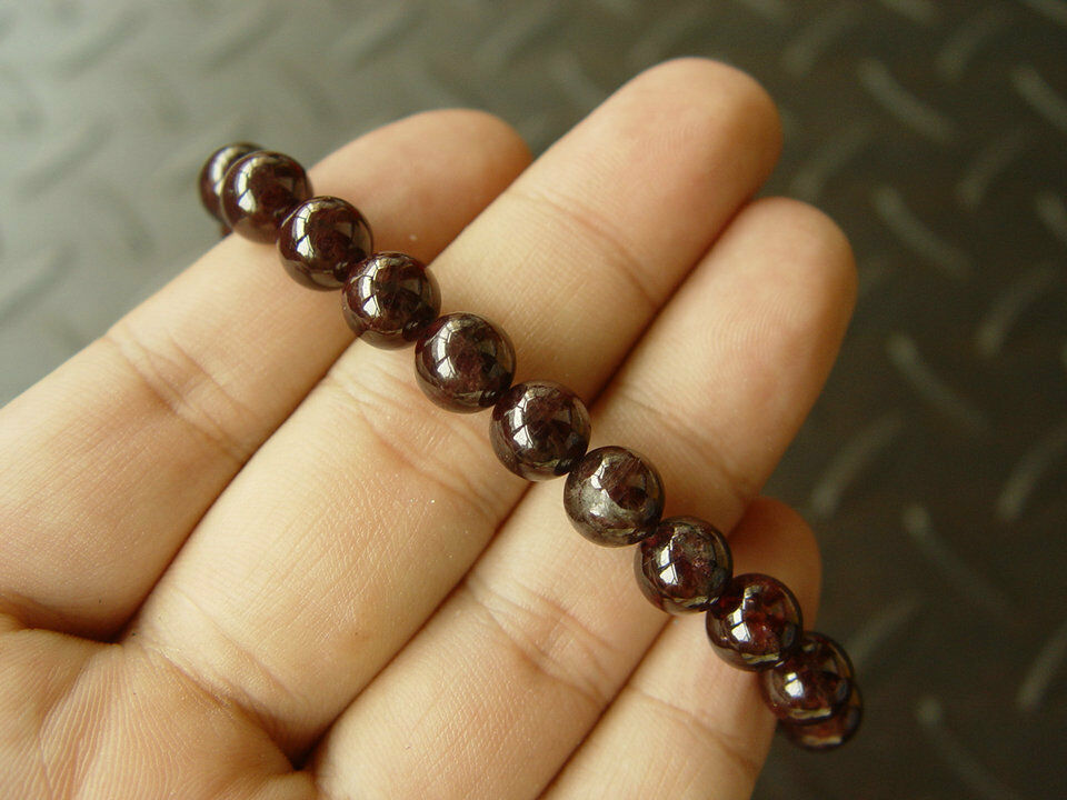 100% Natural Grade A Garnet Wine Red Crystal 7-8mm Bead Beads Bangle Bracelet