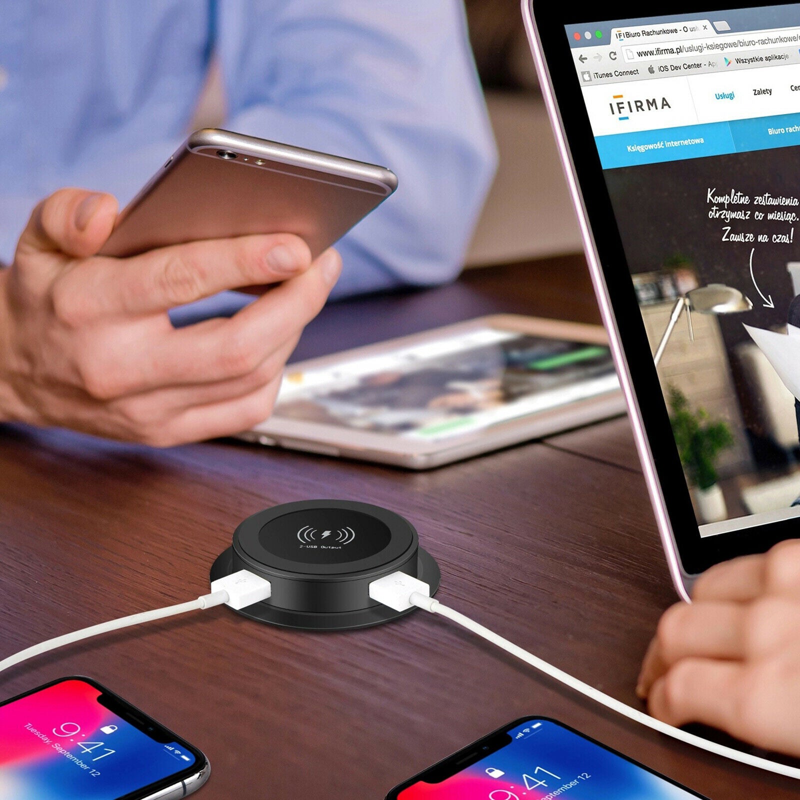 Qi Wireless Charger with 2 USB Charge Port Universal for Airport Earphone