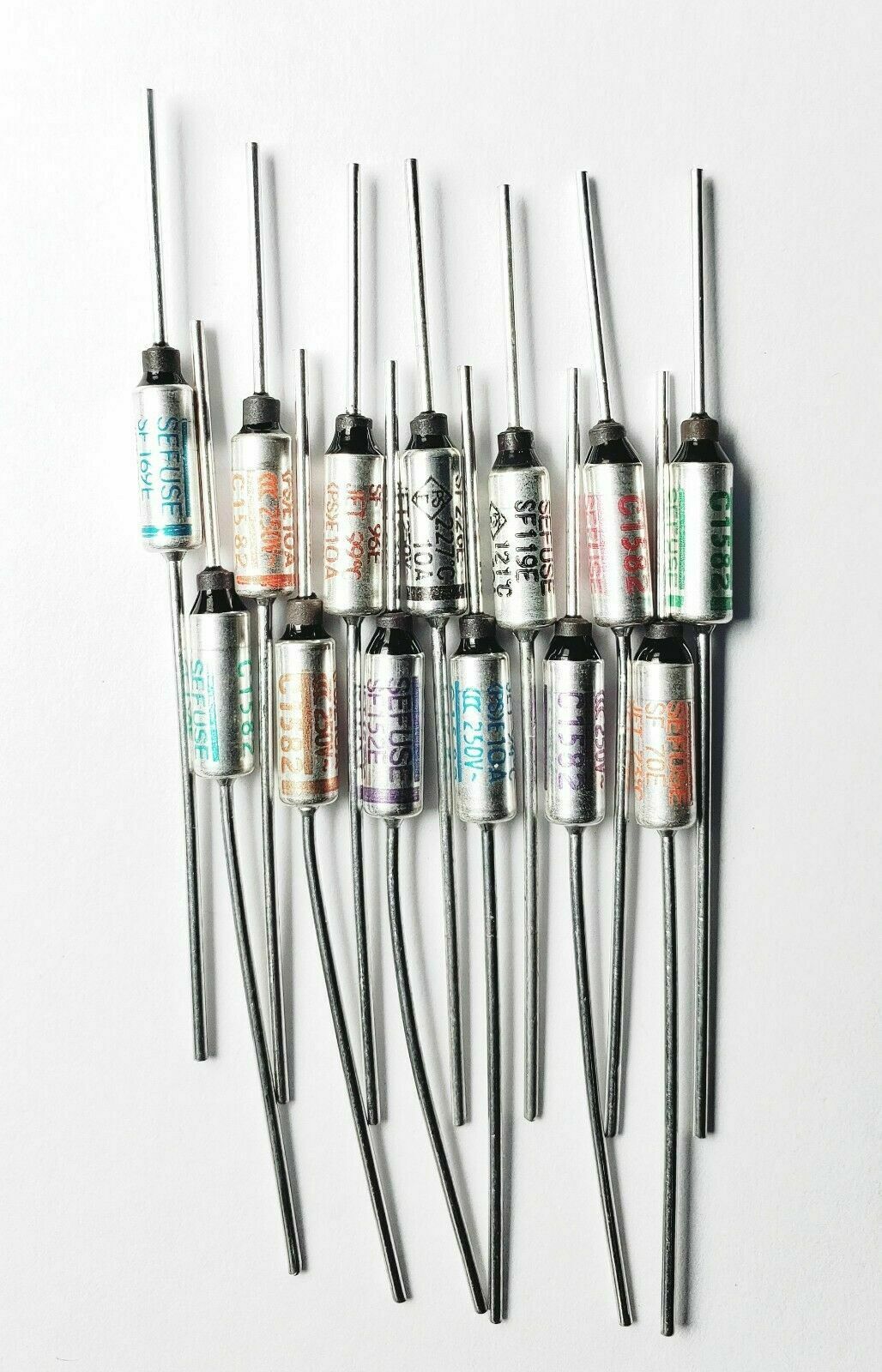 70pcs SF70E to SF240E SEFUSE Cutoffs NEC Thermal Fuse 10A 250V Assortment Kit