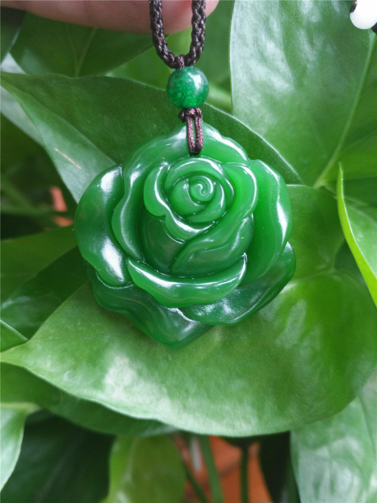100% Natural Green Jade Rose Necklace Pendant Lucky Amulet Fashion Jewelry AAA