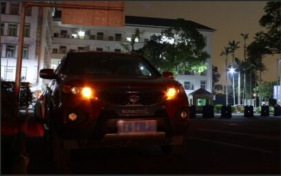 2 PCS T10-4014-24SMD 6W 540LM Yellow Light Clearance Light.DC 12V.