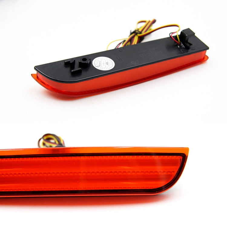 2 PCS 372 1W / 12V Car Rear Bumper Light Brake Light for Toyota RAV4 Estima 2013