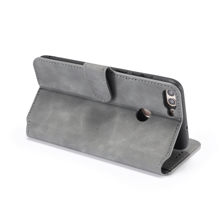 DG.MING Retro Oil Side Horizontal Flip Case with Holder & Card Slots & Wallet for Huawei P Smart / Enjoy 7S