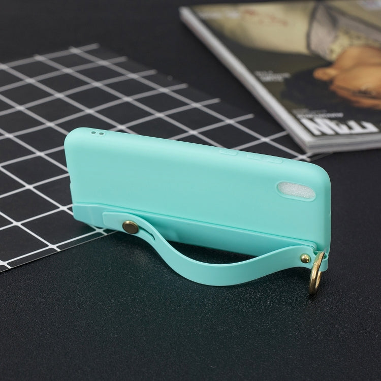 Shockproof Solid Color TPU Case with Wristband For Huawei Enjoy 8s