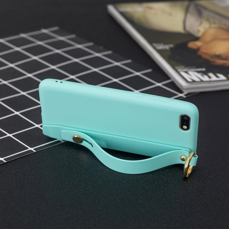 Shockproof Solid Color TPU Case with Wristband For Huawei Y5 Prime (2018)