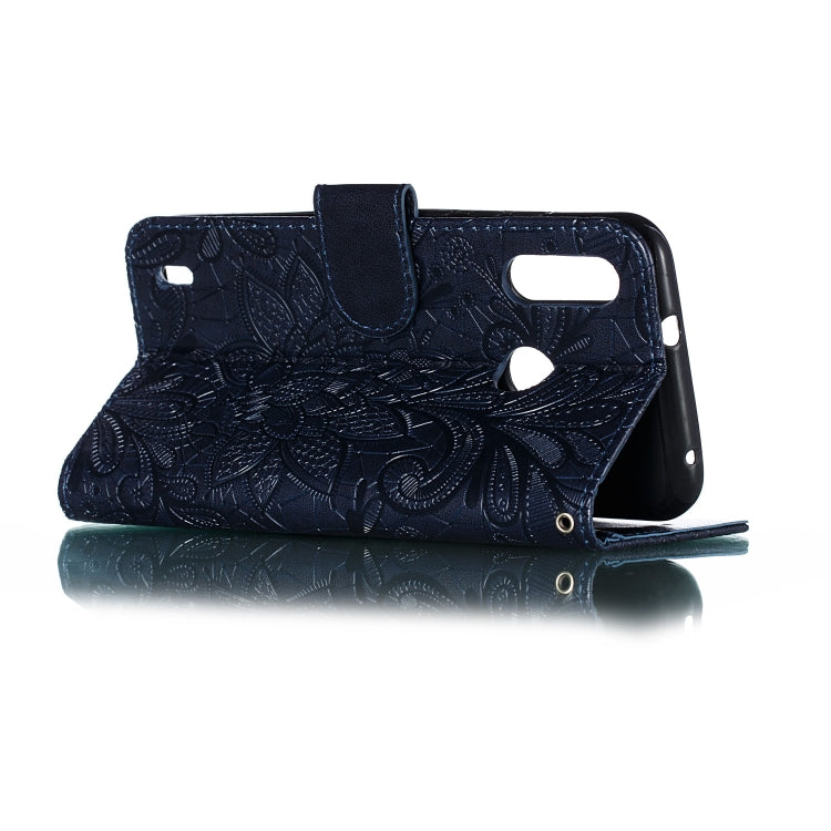 Lace Flower Horizontal Flip Leather Case with Holder & Card Slots & Wallet for Motorola P40 Power