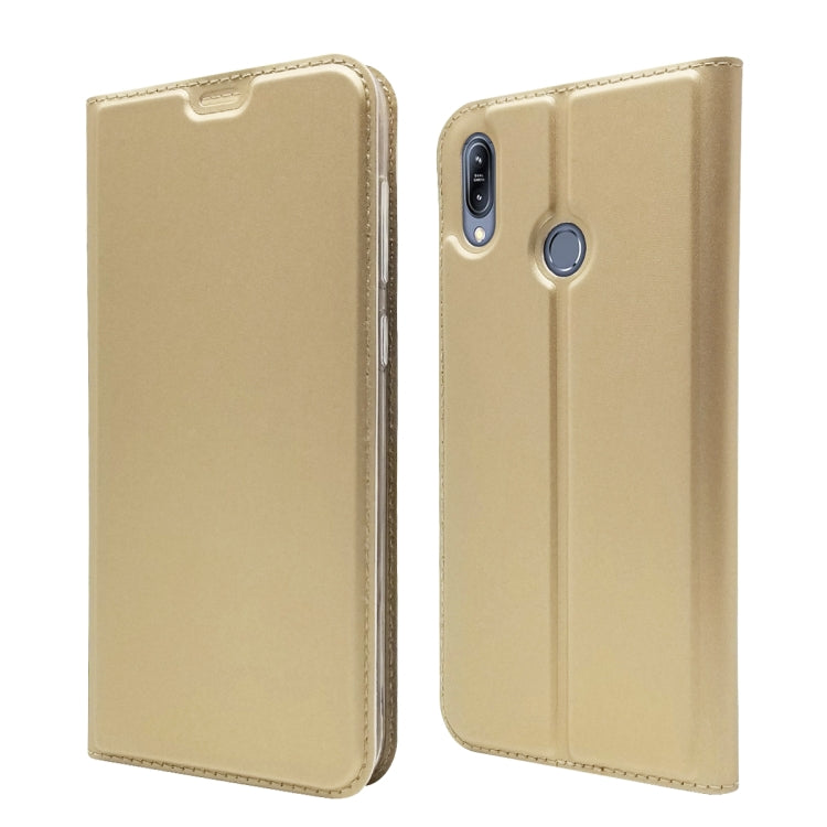 Electric Pressed Plain Texture Ultra-thin Magnetic Suction TPU + PU Leather Case with Holder & Card Slot For ASUS Zenfone Max (M2) ZB633KL