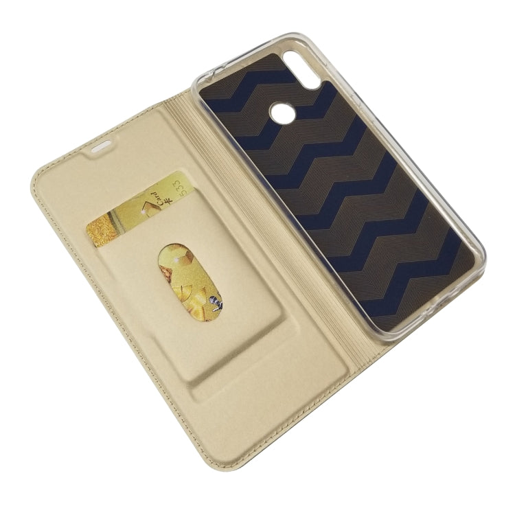 Electric Pressed Plain Texture Ultra-thin Magnetic Suction TPU + PU Leather Case with Holder & Card Slot For ASUS Zenfone Max (M2) ZB633KL