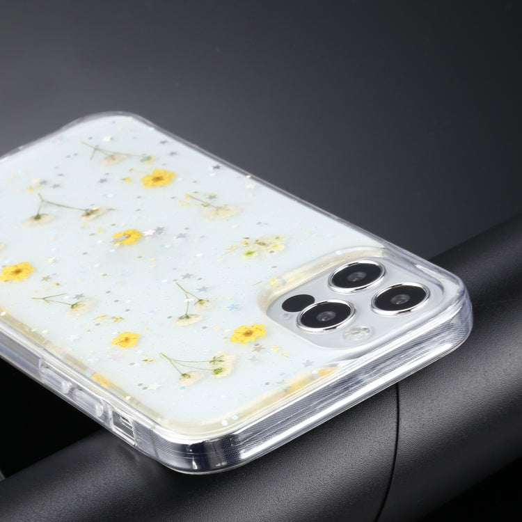 For iPhone 11 Pro Max Gypsophila Flowers Pattern TPU Protective Case