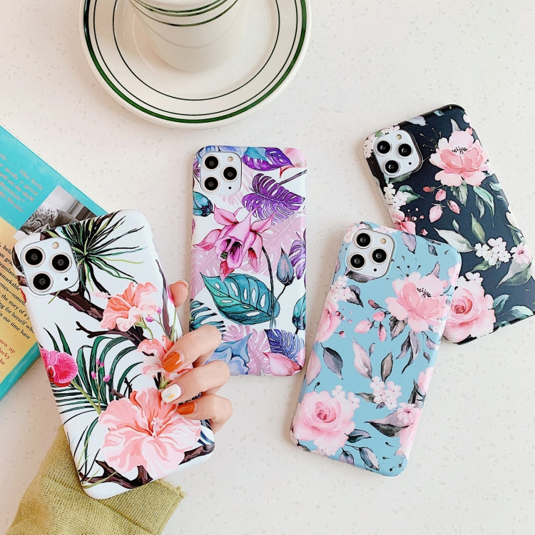 For iPhone 11 Pro Plantain Flower Leaves Series Pattern Shockproof Protective Case