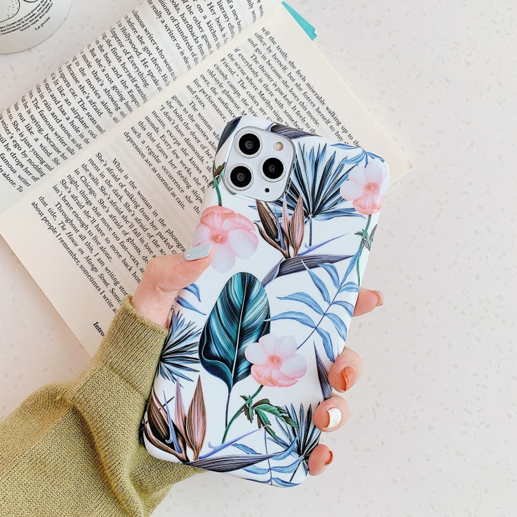 For iPhone 11 Pro Max Plantain Flower Leaves Series Pattern Shockproof Protective Case