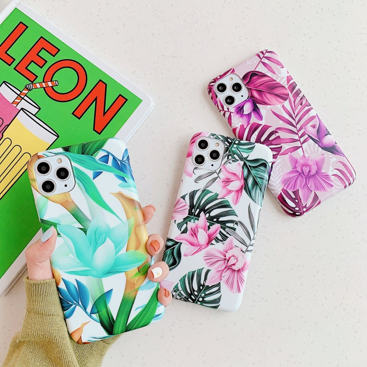 For iPhone 11 Pro Max Plantain Flower Leaves Series Pattern Shockproof Protective Case