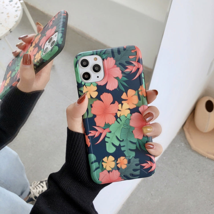 For iPhone 11 Pro Vintage Flowers Pattern Shockproof TPU Protective Case