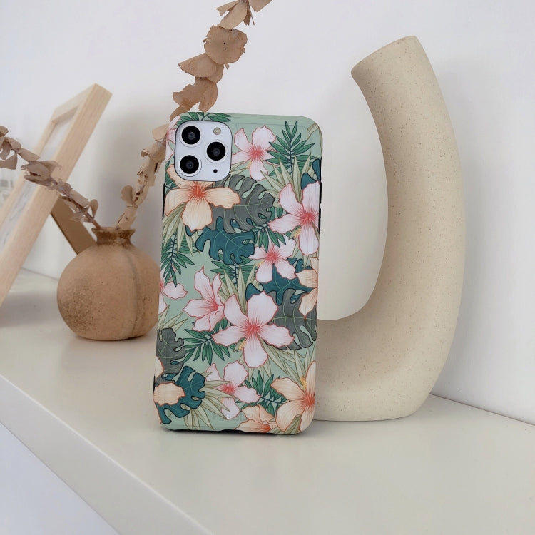 For iPhone 11 Pro Vintage Flowers Pattern Shockproof TPU Protective Case