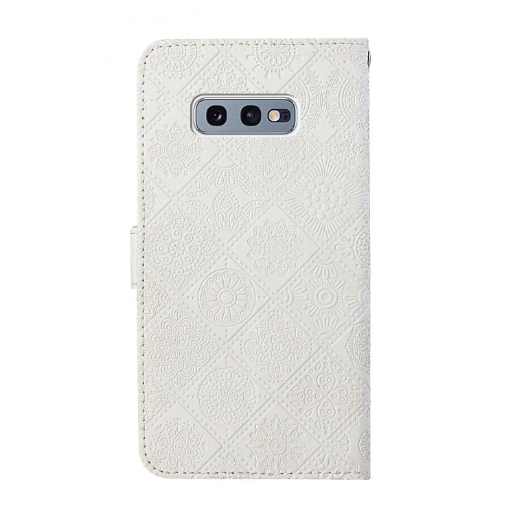 For Samsung Galaxy S10e Ethnic Style Embossed Pattern Horizontal Flip Leather Case with Holder & Card Slots & Wallet & Lanyard
