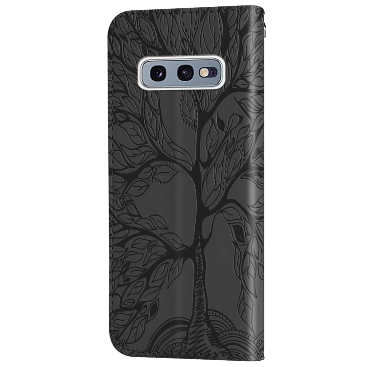 For Samsung Galaxy S10e Life of Tree Embossing Pattern Horizontal Flip Leather Case with Holder & Card Slot & Wallet & Photo Frame & Lanyard