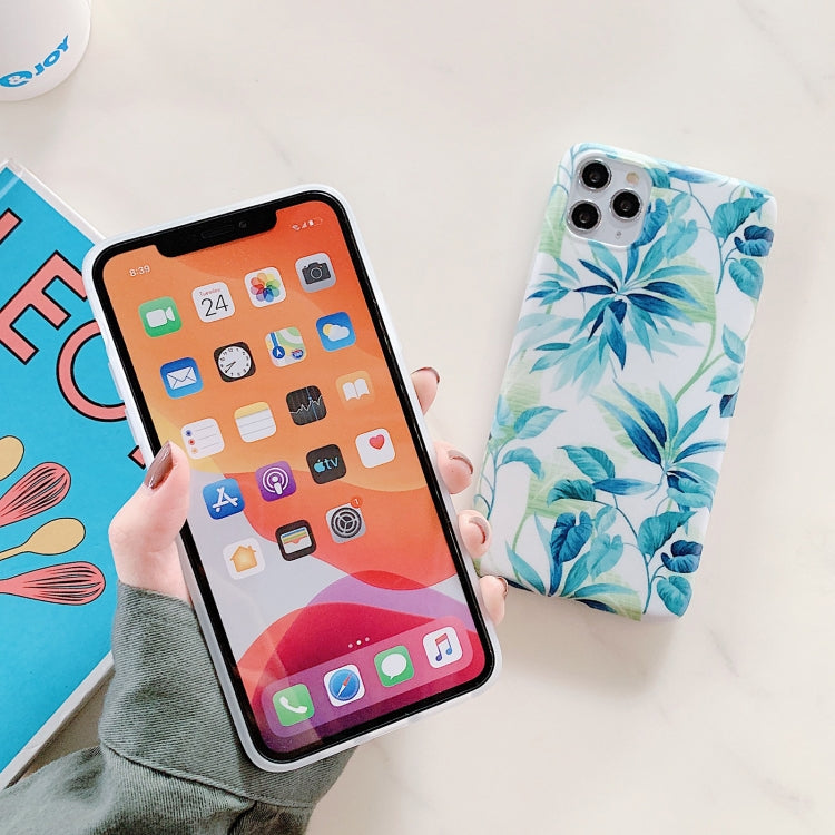 For iPhone 11 Pro Leaves and Flowers Pattern Shockproof TPU Protective Case