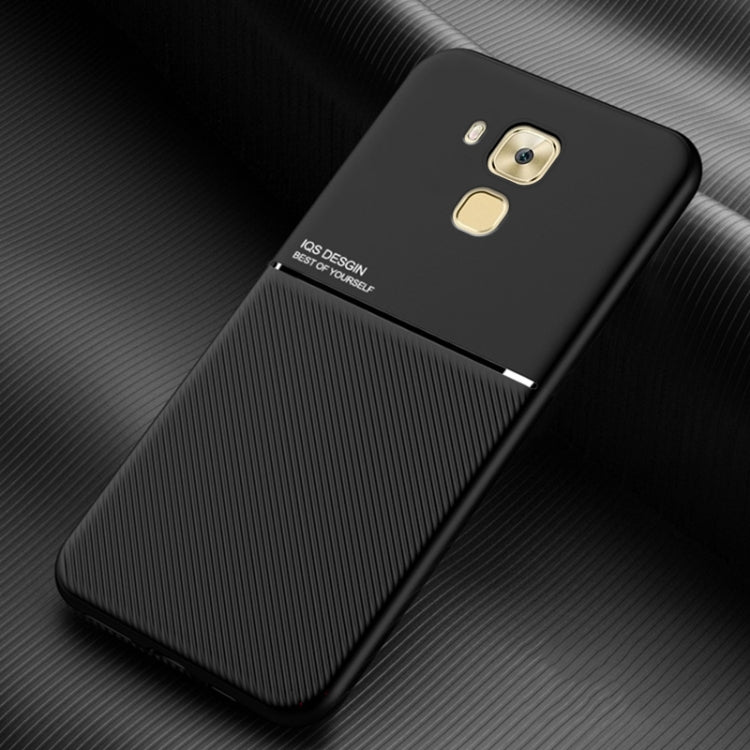 For Huawei Maimang 5 Classic Tilt Strip Grain Magnetic Shockproof PC + TPU Case