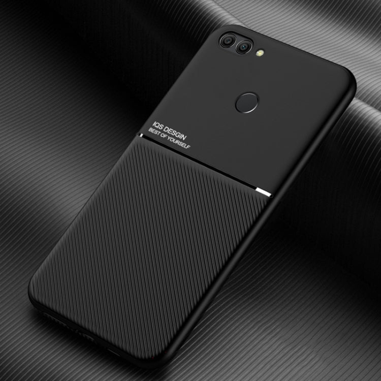 For Huawei Honor 9i Classic Tilt Strip Grain Magnetic Shockproof PC + TPU Case