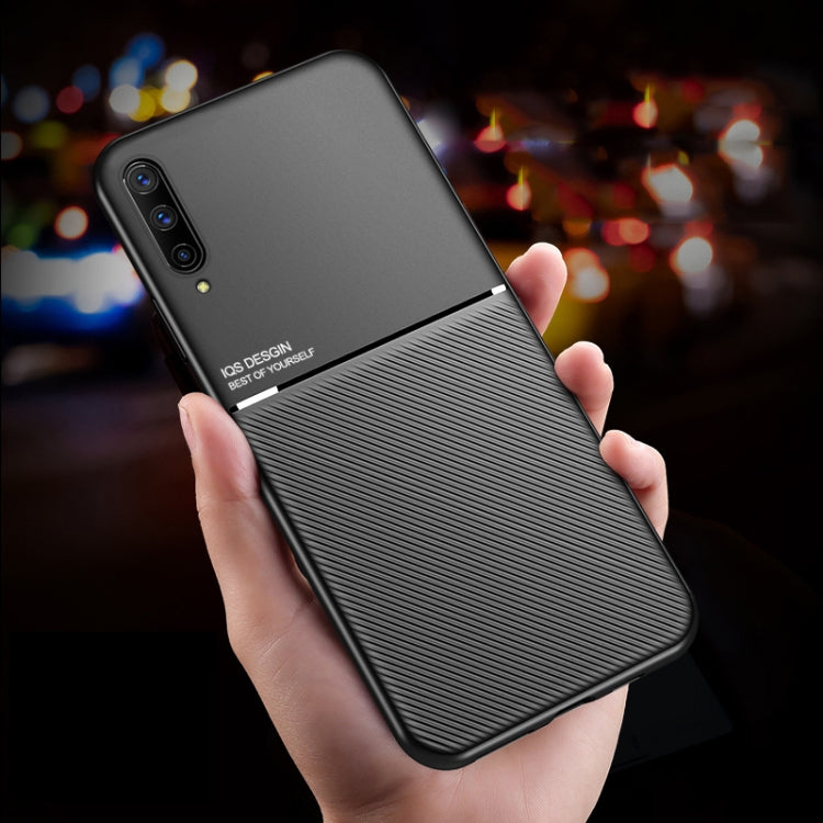 For Huawei Honor Play 3 Classic Tilt Strip Grain Magnetic Shockproof PC + TPU Case