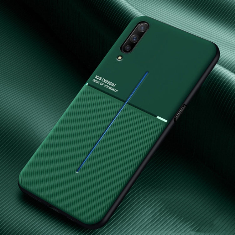 For vivo iQOO Classic Tilt Strip Grain Magnetic Shockproof PC + TPU Case