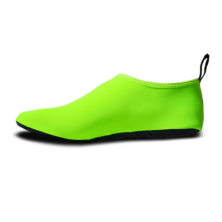 Non-slip Wear-resisting Thick Rubber Sole Diving Shoes and  Socks, One Pair, Size:S