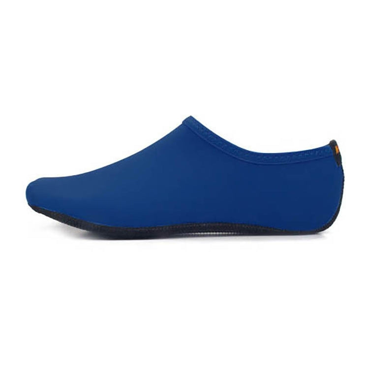 3mm Non-slip Rubber Embossing Texture Sole Solid Color Diving Shoes and Socks, One Pair, Size:L