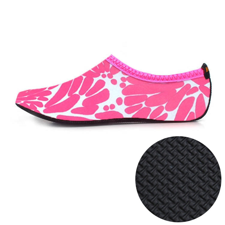 3mm Non-slip Rubber Embossing Texture Sole Figured Diving Shoes and Socks, One Pair, Size:S