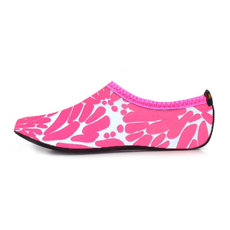 3mm Non-slip Rubber Embossing Texture Sole Figured Diving Shoes and Socks, One Pair, Size:S