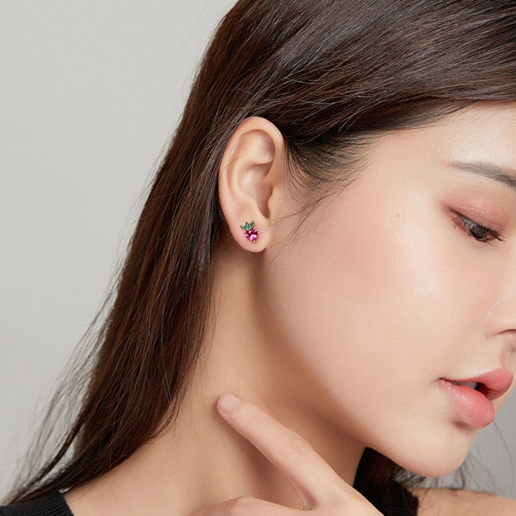 S925 Sterling Silver Cute Little Strawberry Women Earrings