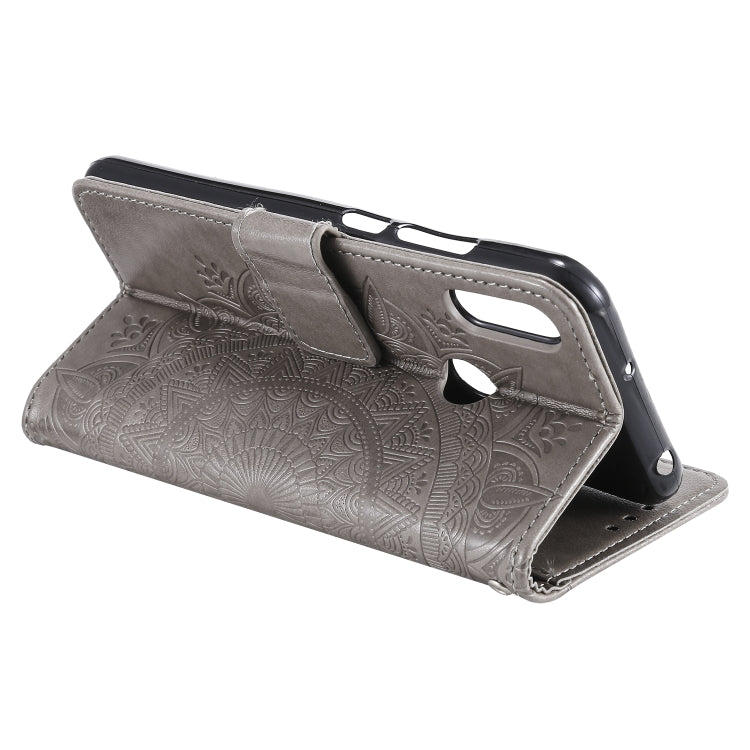 For Huawei Y6 (2019) Totem Flower Embossed Horizontal Flip TPU + PU Leather Case with Holder & Card Slots & Wallet