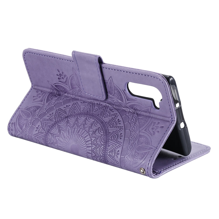 For Samsung Galaxy Note10 Totem Flower Embossed Horizontal Flip TPU + PU Leather Case with Holder & Card Slots & Wallet