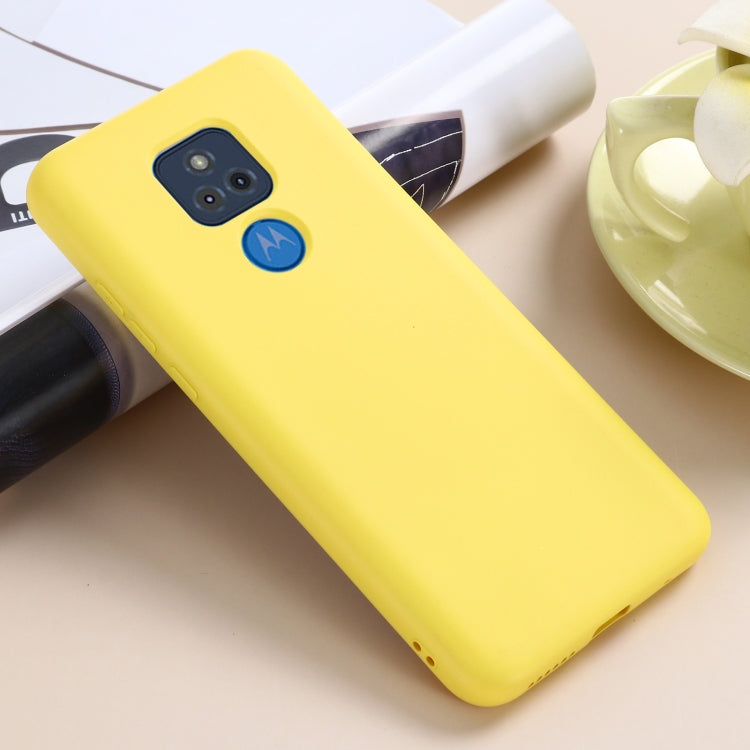 For Motorola Moto G Play (2021) Pure Color Liquid Silicone Shockproof Full Coverage Case