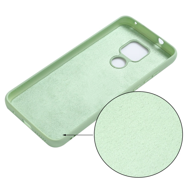 For Motorola Moto G Play (2021) Pure Color Liquid Silicone Shockproof Full Coverage Case