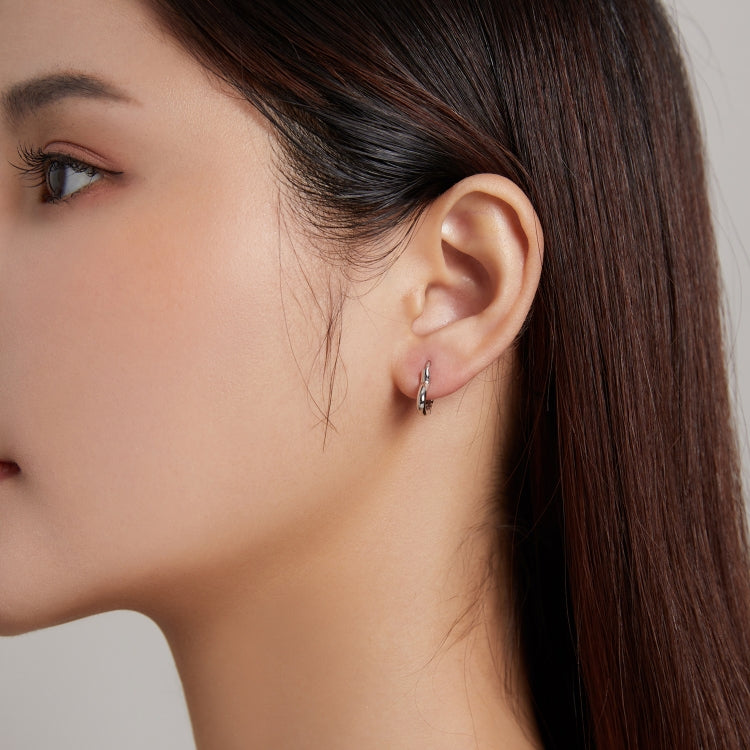 S925 Sterling Silver Heart-shaped Hollow Ear Stud Women Earrings