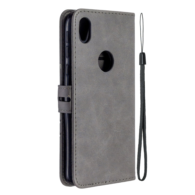 For Motorola Moto E6 Stitching Style 2-Color Cow Texture Horizontal Flip PU Leather Case with Holder & Card Slot & Lanyard