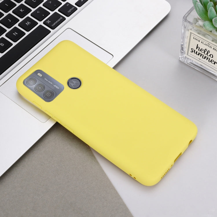 For Motorola Moto G50 Pure Color Liquid Silicone Shockproof Full Coverage Case