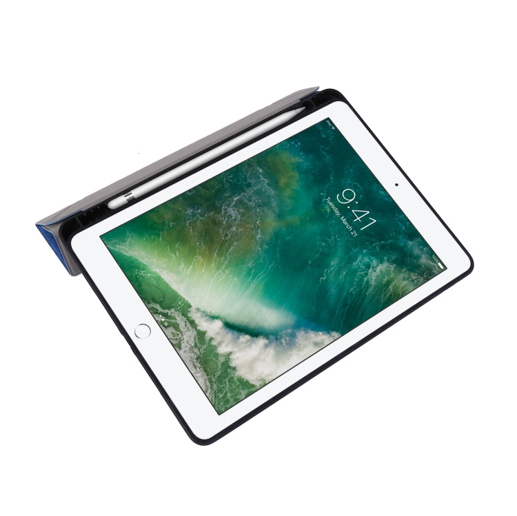For iPad 10.2 2021 / 2020 / 2019 / iPad 10.2 2020 Silk Texture Horizontal Deformation Flip Leather Case with Holder & Pen Slot