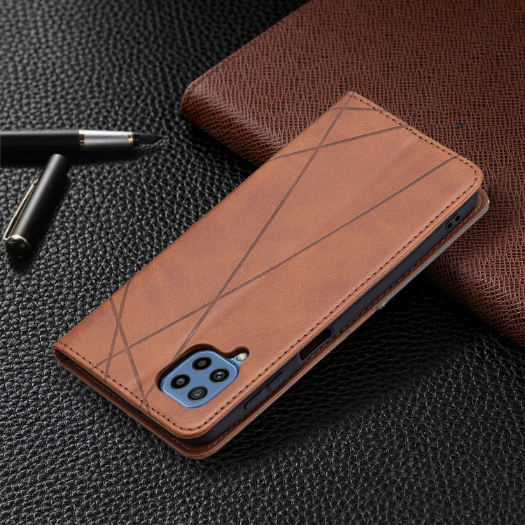 For Samsung Galaxy M32 Rhombus Texture Horizontal Flip Magnetic Leather Case with Holder & Card Slots
