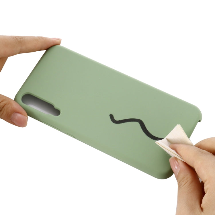 For Huawei Honor Play 3 Solid Color Liquid Silicone Dropproof Full Coverage Protective Case
